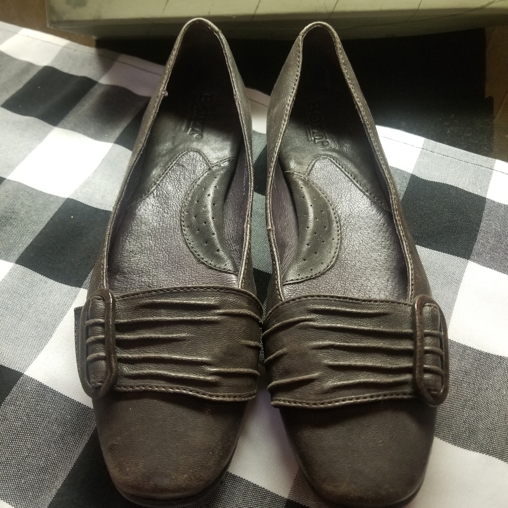 Born size 8 purple flats